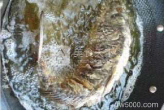 糖醋鲤鱼的做法步骤:6