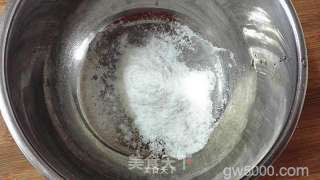 糖桂花凉粉的做法步骤:1