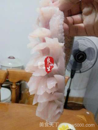 名家名菜—松鼠鳜鱼的做法步骤:8