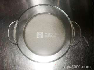 糯米藕的做法步骤：1