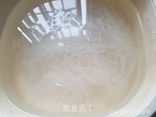 冬瓜鸭血粉丝汤的做法步骤：4