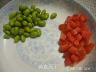 松仁玉米的做法步骤：2