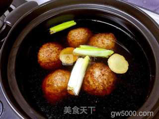 红烧狮子头的做法步骤：12