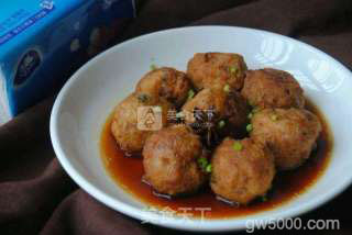 红烧狮子头的做法步骤：16