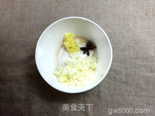 鸿运当头（少油版红烧狮子头）的做法步骤：5