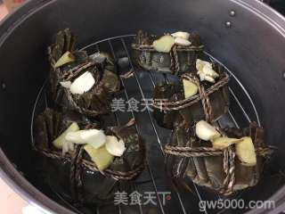 清蒸大闸蟹的做法步骤：3