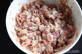 【中国八大菜系】苏菜系列之淮扬狮子头的做法步骤：4