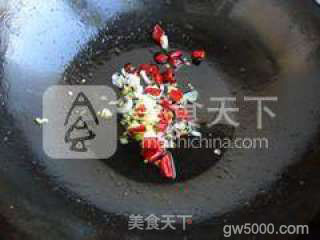 雪菜肉末炒黄豆的做法步骤:4