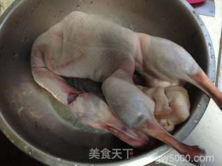 【苏州】糯米八宝鸭的做法步骤：1