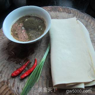 烫干丝的做法步骤：1