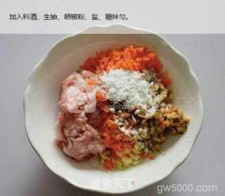 糯米狮子头的做法步骤：2