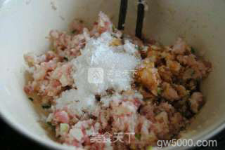 红烧狮子头的做法步骤：7