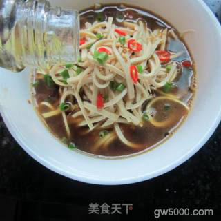 烫干丝的做法步骤：6