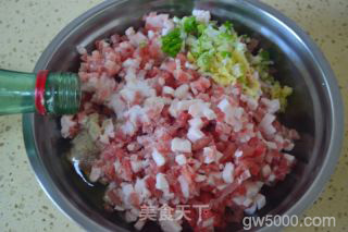 蟹黄狮子头的做法步骤：6