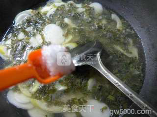 雪菜雷笋年糕汤的做法步骤：9