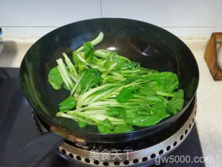 香菇油菜的做法步骤：3