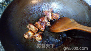 果香糖醋排骨的做法步骤：3