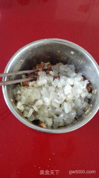 大灌汤包的做法步骤：4