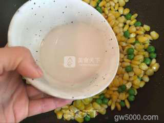 松仁玉米的做法步骤：5