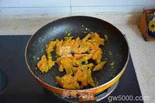 咸蛋黄焗南瓜的做法步骤：6