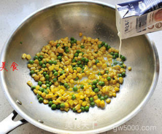 【金银满仓松仁玉米】——两招做出最好吃的快手儿童经典菜的做法步骤：6