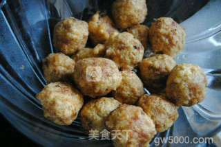 红烧狮子头的做法步骤：13