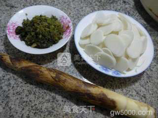 雪菜雷笋年糕汤的做法步骤：1