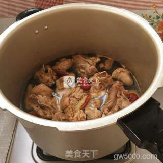 启东烧羊腿的做法步骤：18