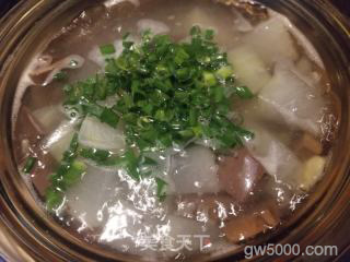 冬瓜鸭血粉丝汤的做法步骤：11