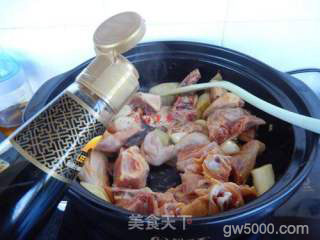 砂锅版地锅鸡的做法步骤：7
