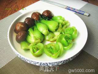 香菇油菜的做法步骤：10