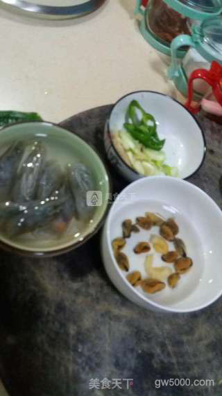 红烧狮子头的做法步骤：3