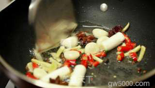 灵动美食|没有啤酒小龙虾的立夏也能叫立夏?的做法步骤：2