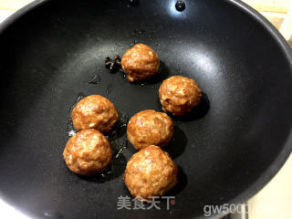 鸿运当头（少油版红烧狮子头）的做法步骤：8