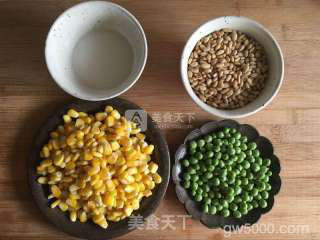 松仁玉米的做法步骤：2