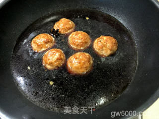 鸿运当头（少油版红烧狮子头）的做法步骤：9