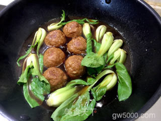 鸿运当头（少油版红烧狮子头）的做法步骤：10