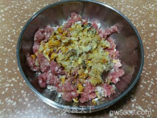 蟹粉狮子头的做法步骤：3