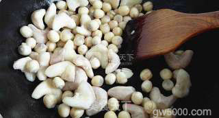 荷塘三宝的做法步骤：9