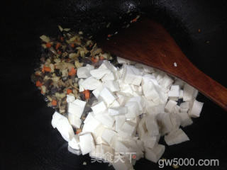 西施豆腐——西施故里诸暨传统名菜的做法步骤：6