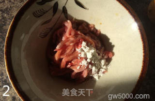 青菜肉丝炒年糕的做法步骤：2