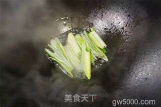 清爽不油腻的小面，你不来试试？的做法步骤：2