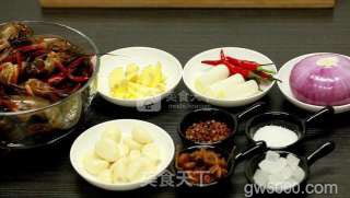 灵动美食|没有啤酒小龙虾的立夏也能叫立夏?的做法步骤：1