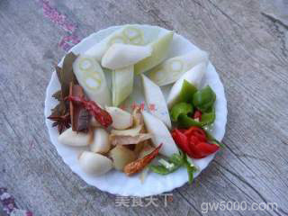 砂锅版地锅鸡的做法步骤：4