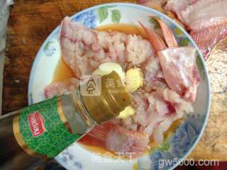 夏季最开胃-酸酸甜甜松鼠鱼的做法步骤:6