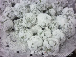 水晶荠菜圆子的做法步骤：5