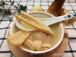 江南名菜～腌笃鲜，汤白汁浓 鲜香味美的做法步骤：8