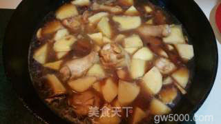 鸡膀根炖土豆的做法步骤：4