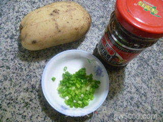 豆豉莲藕的做法步骤：1