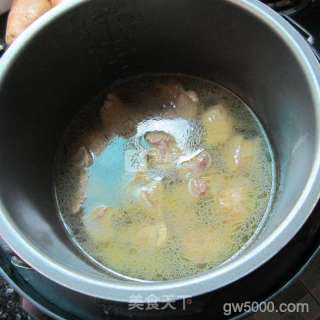 土豆老鸭汤--宴客菜的做法步骤：8